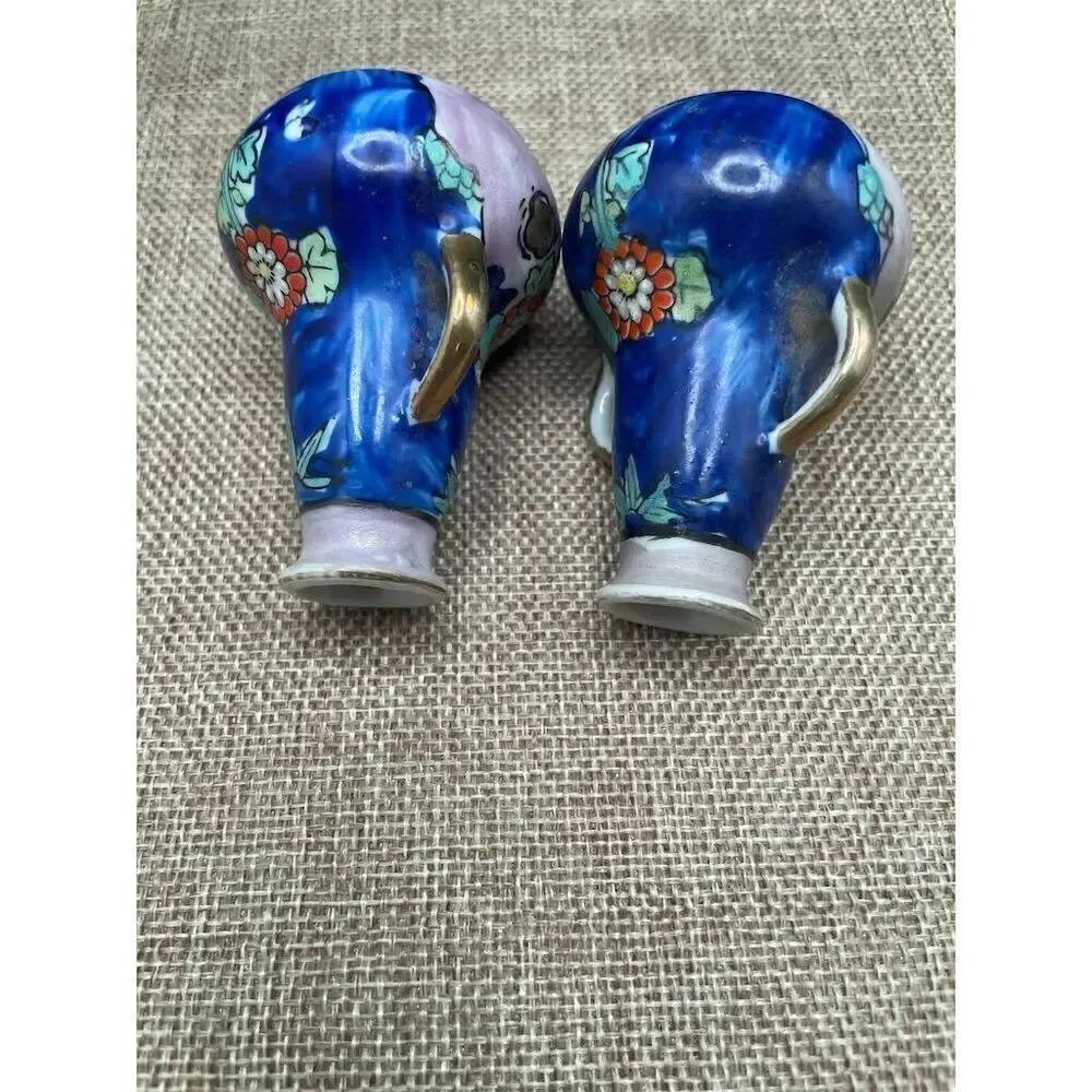 Gold Castle Majolica Blue Floral Hand-Painted Two-Handled Vase Japan Set of 2